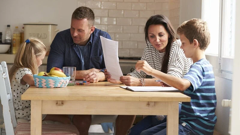 7 formas de criar hijos con valores sólidos