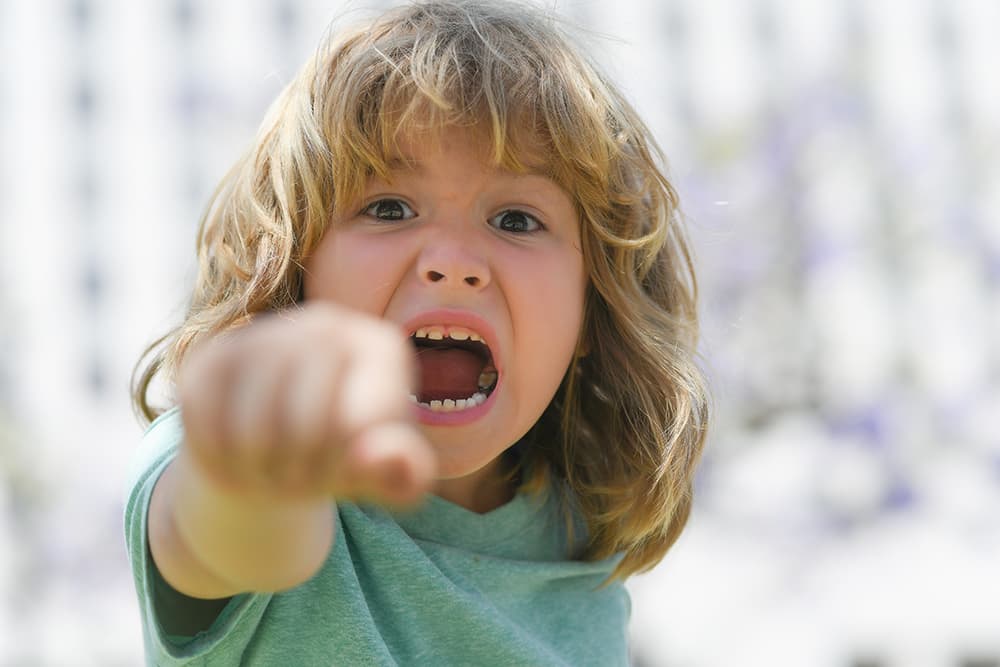 por qué mi hijo se porta mal solo conmigo